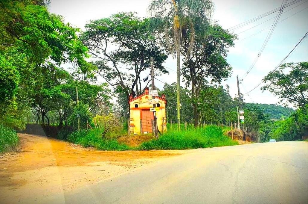 Chacara Atibaia Com Casa Na Arvore Exteriör bild